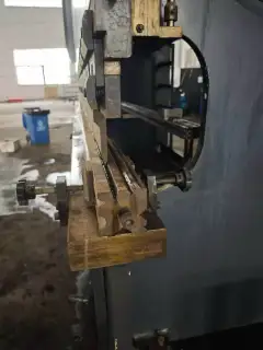 Used Tiantan 125 Ton 4 Meter Press Brake photo 4