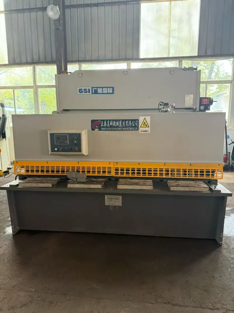 Used 6 x 2500 Shearing Machine, Installed and Little Used photo 1