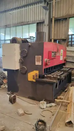 Used Anhui Pacific 20/2500 Guillotine Shear photo 2