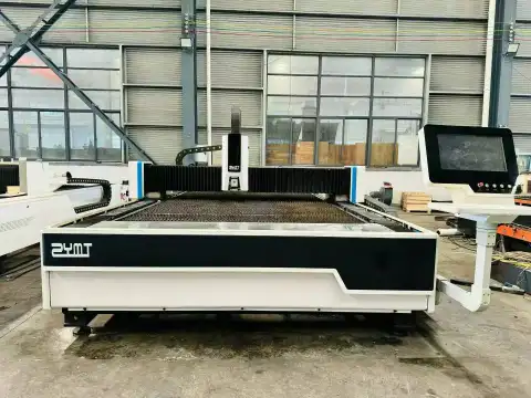 Máquina de corte láser Anhui Zhongya 4020 usada con láser Chuangxin de 2000 W