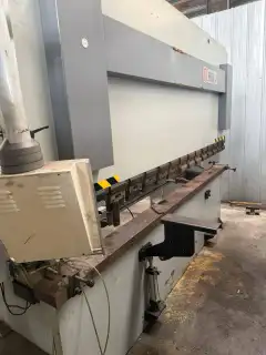 Used Huangshi 70 Ton 3 Meter Dual Servo Press Brake with Pneumatic Sheet Support photo 1