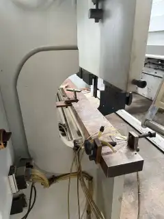Used Huangshi 70 Ton 3 Meter Dual Servo Press Brake with Pneumatic Sheet Support photo 3