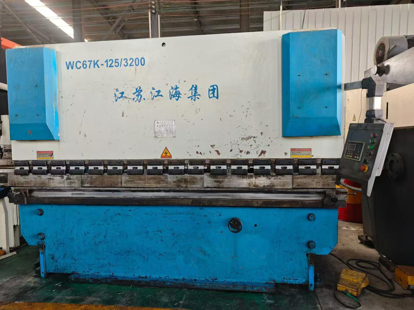 Used Jianghai 125 Ton 3.2 m Press Brake photo 1