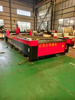 Used Jiangsu Dahua 4015 Fiber Laser Cutting Machine with Raycus 1500 W photo 3