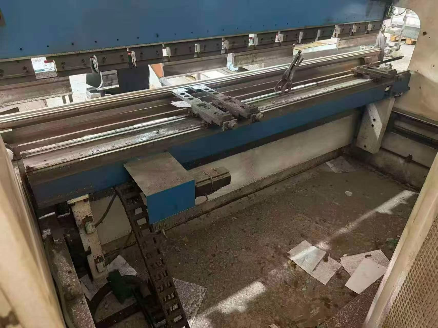 Used Jiangsu Yawei PBH 160 160-Ton 3100 mm 4+1 Axis High Speed Press Brake photo 3