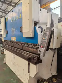 Used Terui 200 Ton 3.2 m Simple CNC Press Brake, 2021 photo 2
