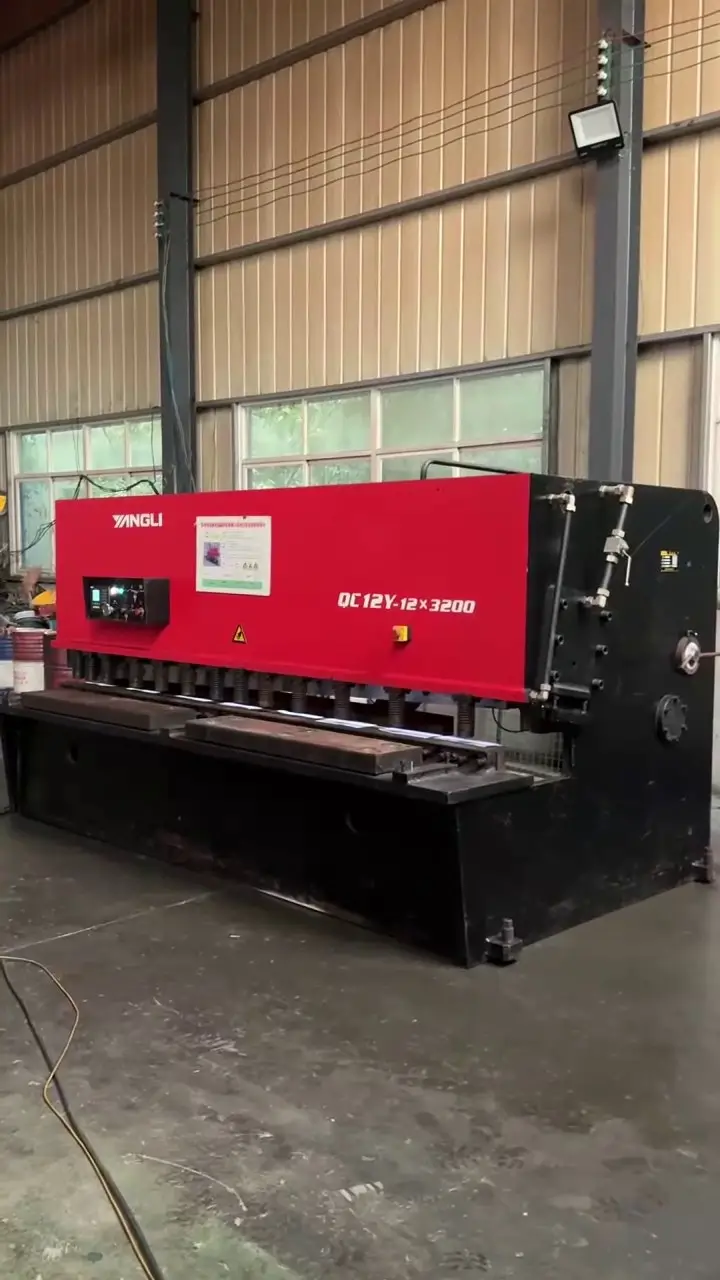 Used Yangli 12 mm x 3200 mm Shearing Machine (2021) in Stock photo 1