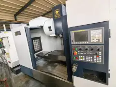 Used 1060 Machining Center with FANUC System 2016 photo 2