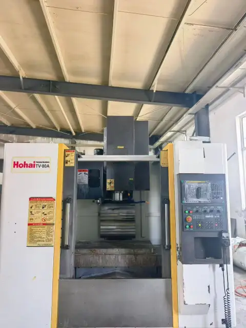 مركز تصنيع مستعمل Hehai 850 مع نظام تحكم FANUC MF Plus