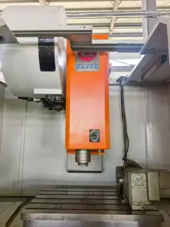 Used Hong Kong Yili 1060 Machining Center with Mitsubishi M 70 photo 4