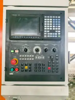 Used Hong Kong Yili 1060 Machining Center with Mitsubishi M 70 photo 5