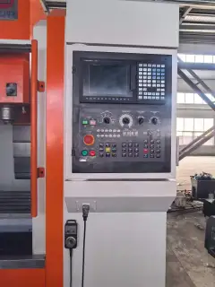 Used Hongkong 1060 L 4-Axis Machining Center with Mitsubishi M 70 photo 6