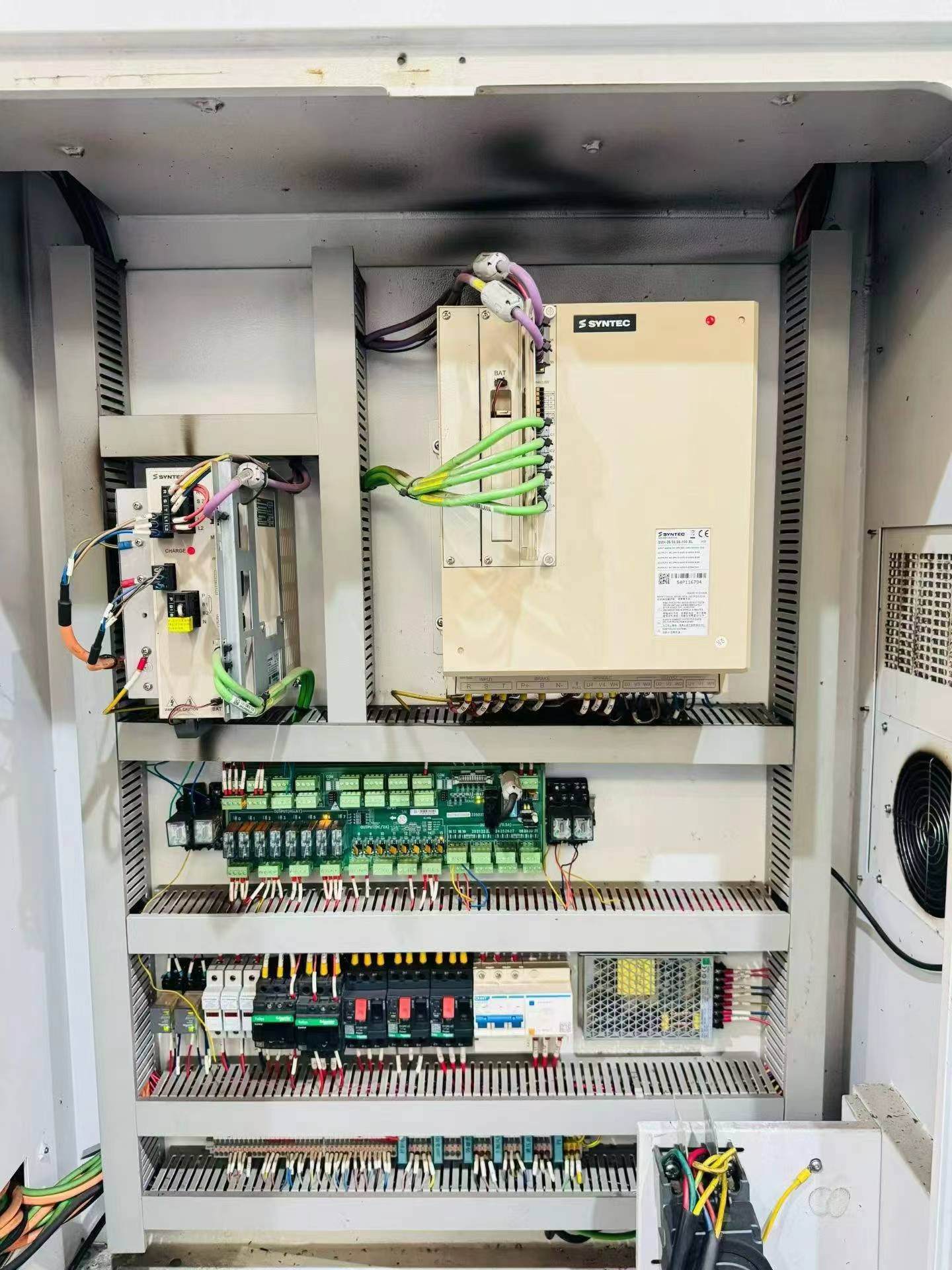 Nearly New Guangdong Dingbang 52/46 Turn-Mill Centers with SYNTEC 22 TB (2024) photo 8