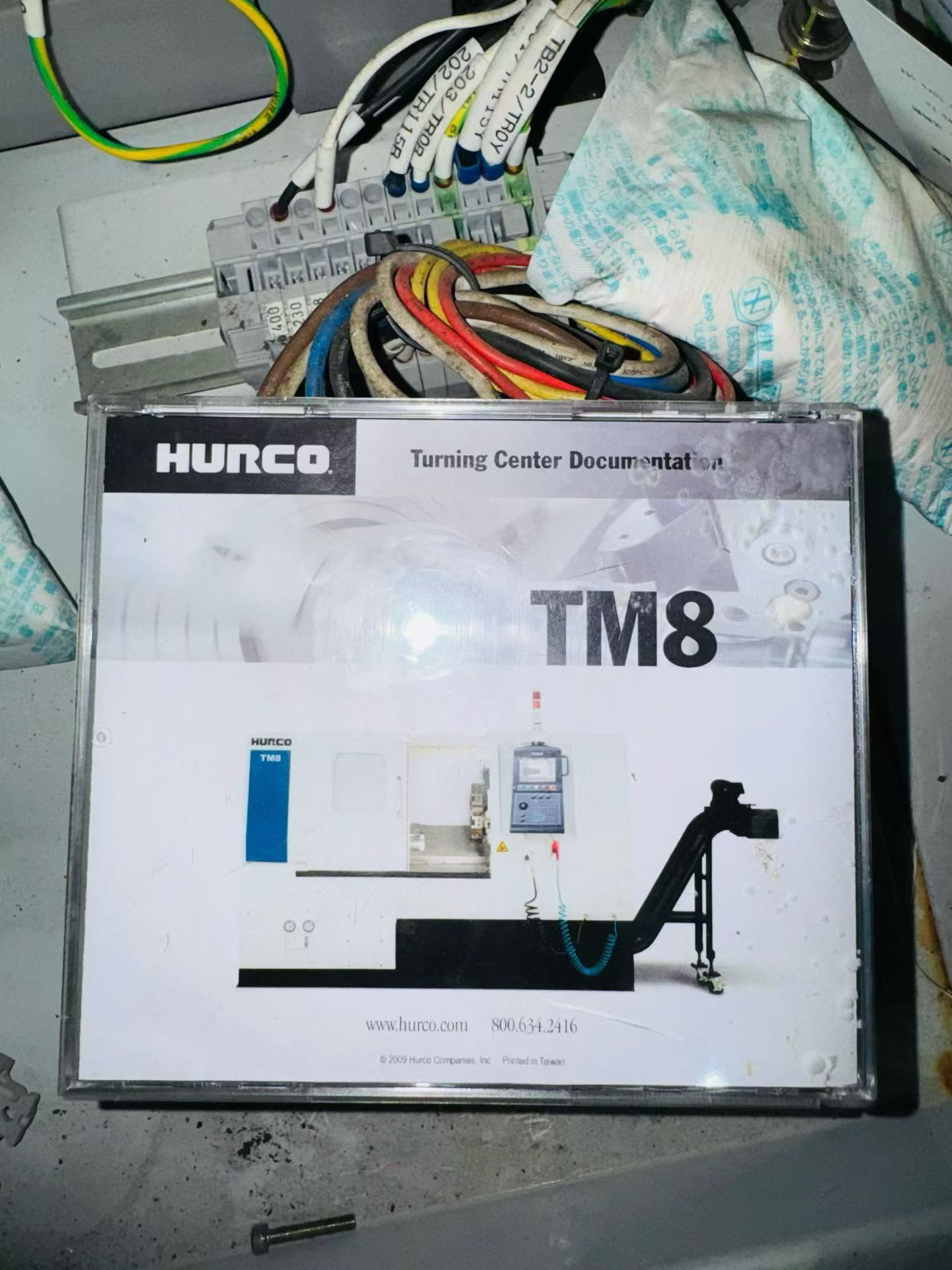 Used Hurco TM 8i CNC Lathe photo 7
