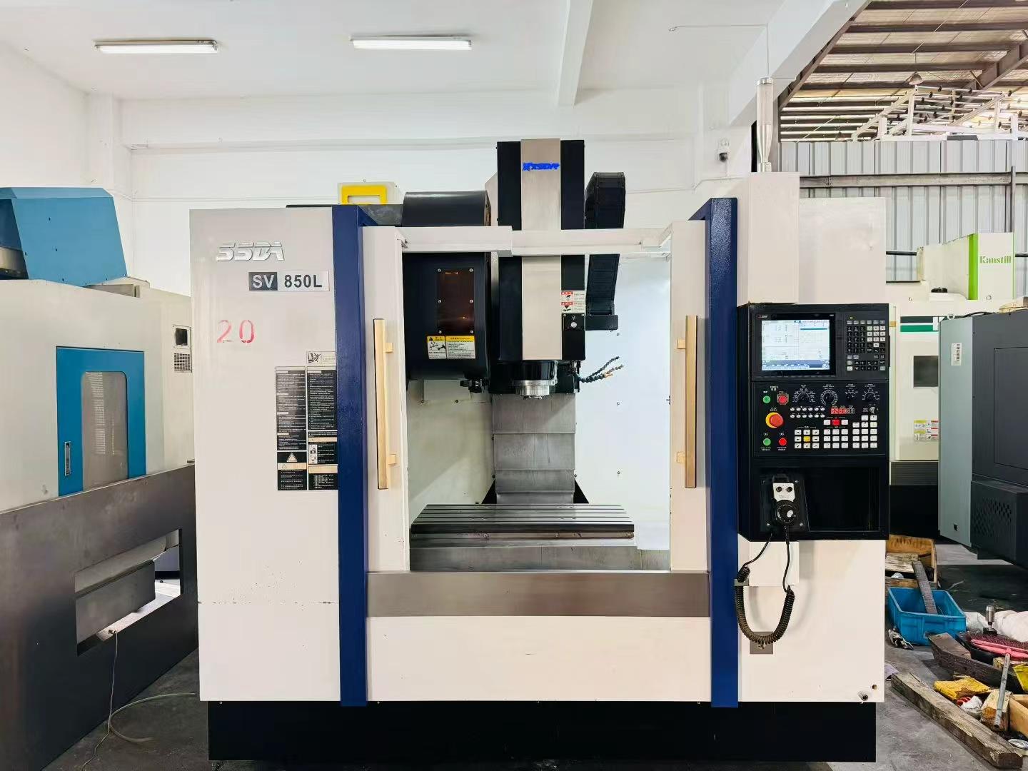 Used Nantong Xinsida 850 Vertical Machining Center with Mitsubishi M 80