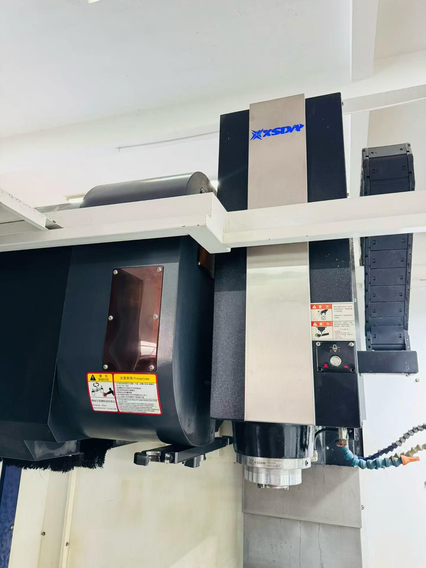 Used Nantong Xinsida 850 Vertical Machining Center with Mitsubishi M 80 photo 3