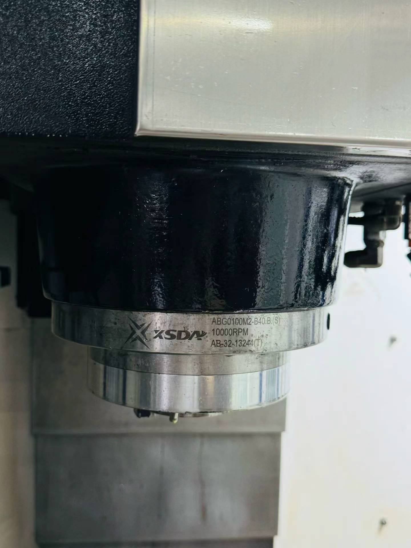 Used Nantong Xinsida 850 Vertical Machining Center with Mitsubishi M 80 photo 6