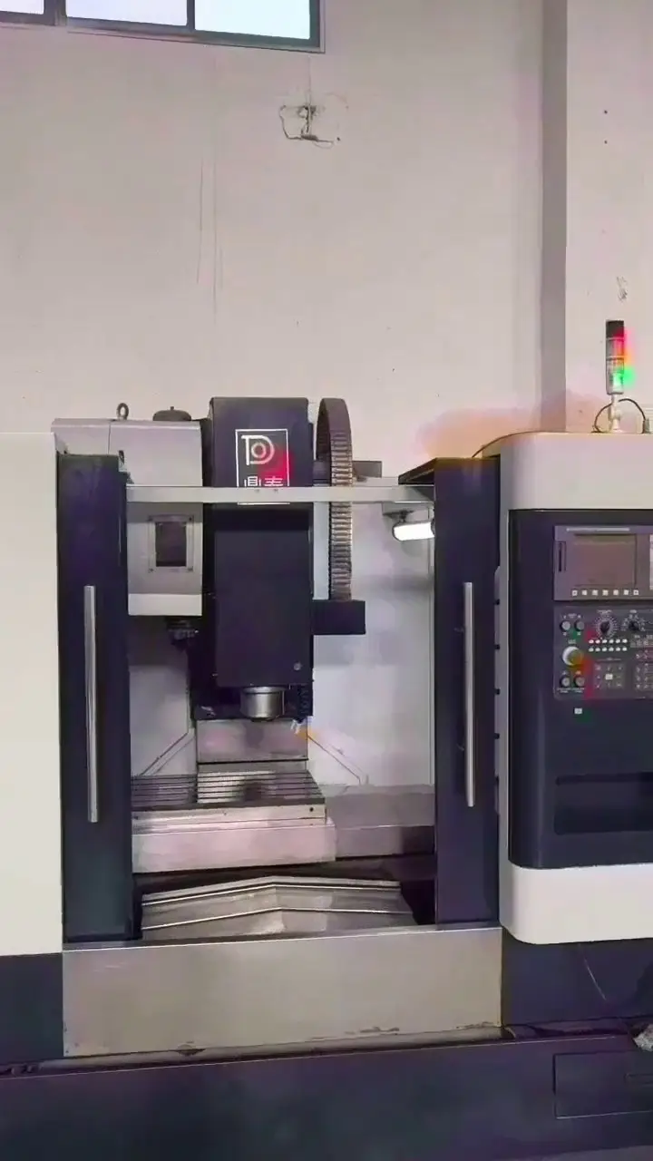 Dingtai 850 Vertical Machining Center with Two Linear Guideways and One Box Guideway video thumbnail