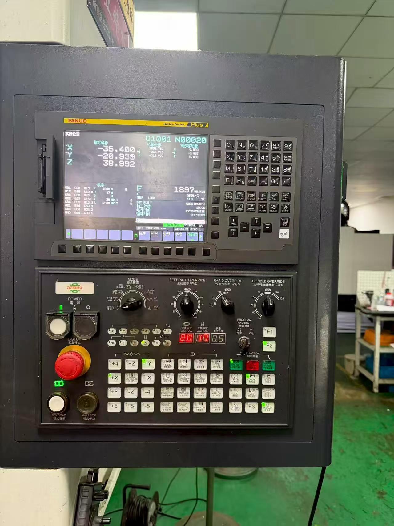 Used 1160 Machining Center photo 2