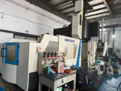 Used 2518 Machining Center with Tool Magazine photo 4