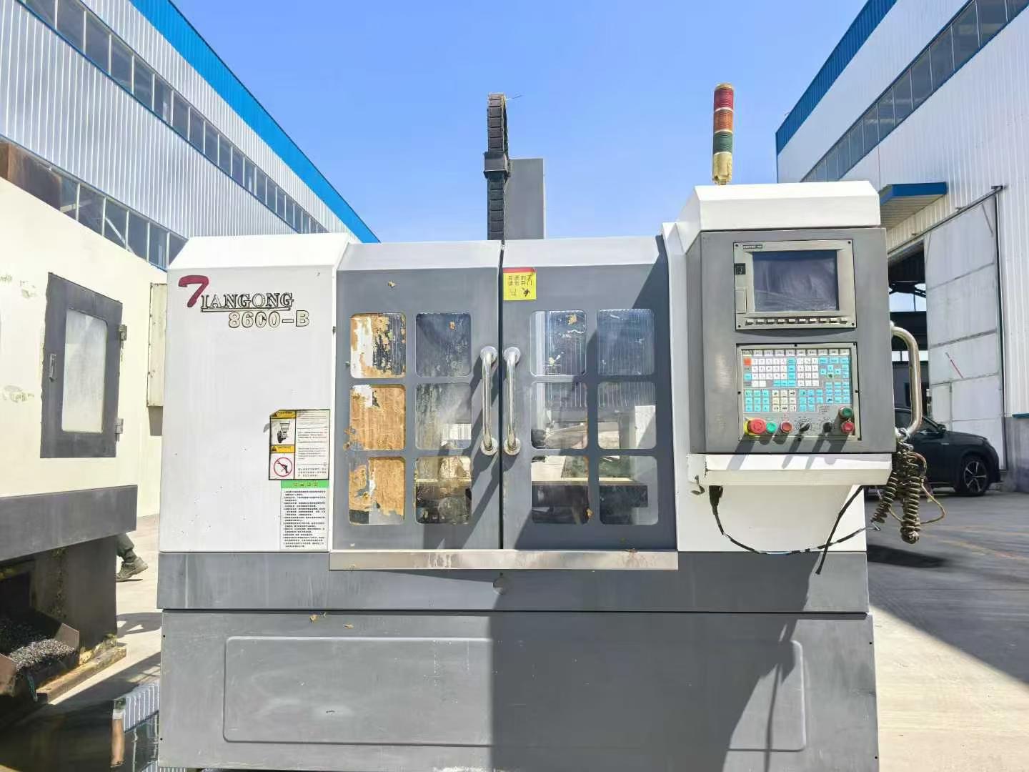 Used 8060 CNC Engraving and Milling Machine with BT30 Spindle photo 2