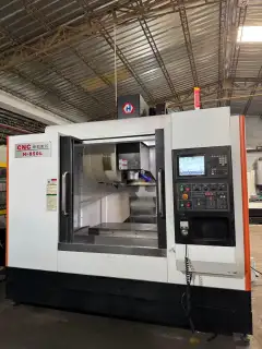 Used Huaqun 850 Vertical Machining Center with Mitsubishi M 80 photo 3