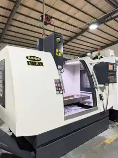 Used Chaoqun 850 L Vertical Machining Center with Mitsubishi M 70 photo 2