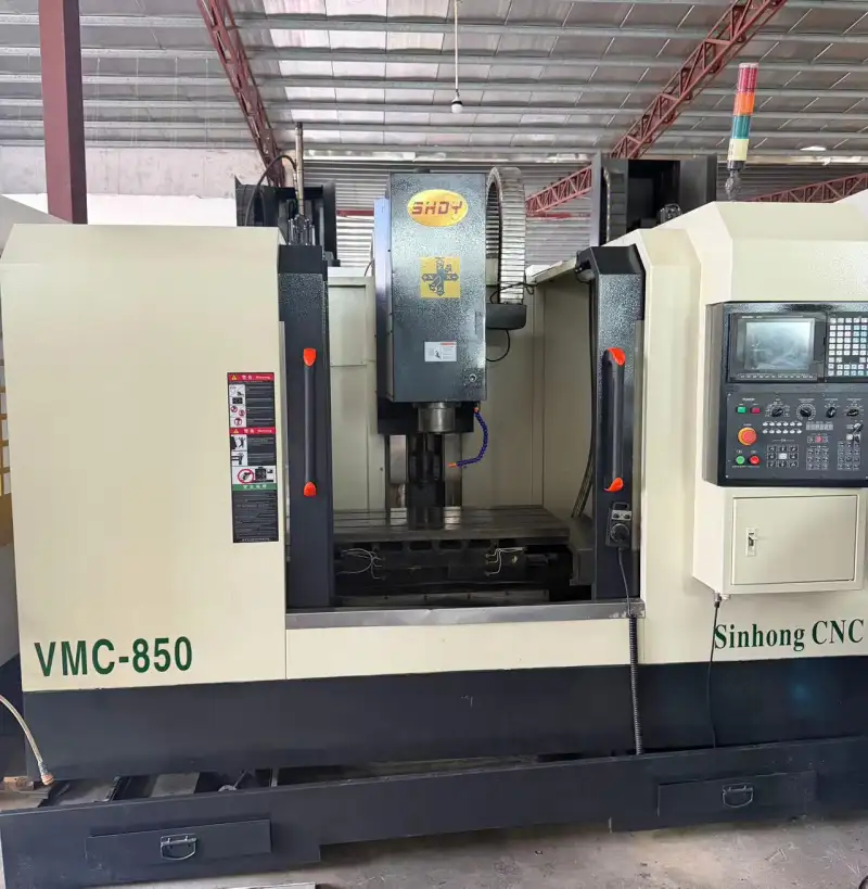 Used Shenghong 850 Vertical Machining Center with Mitsubishi M 70 photo 1