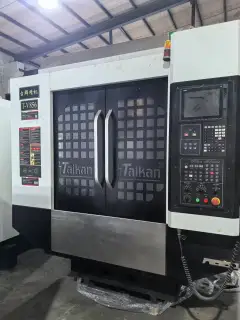 Used Taiqun 856 Vertical Machining Center with Mitsubishi M 80 Control photo 2