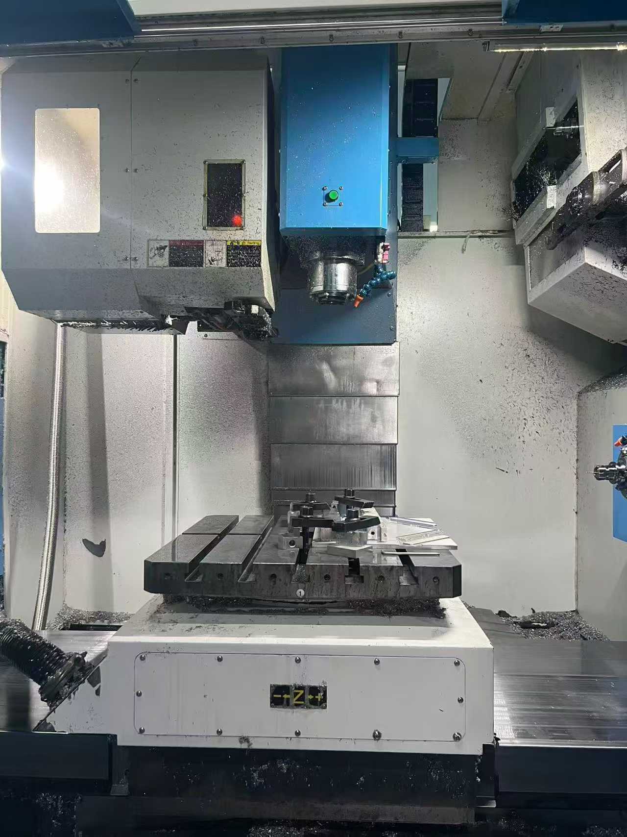 Used Zhengdai 1100 Five-Face Machining Center with Mitsubishi M 80 A photo 3