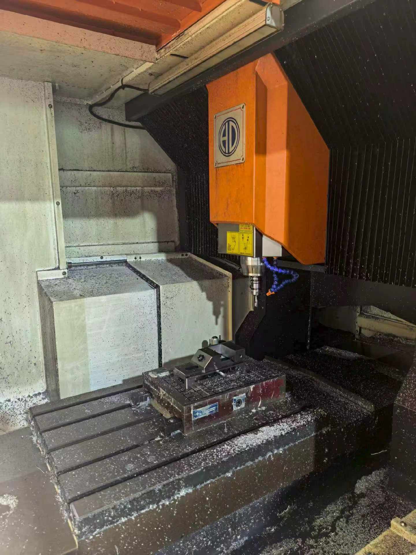 Almost New Houdao 860 CNC Engraving and Milling Machine photo 2