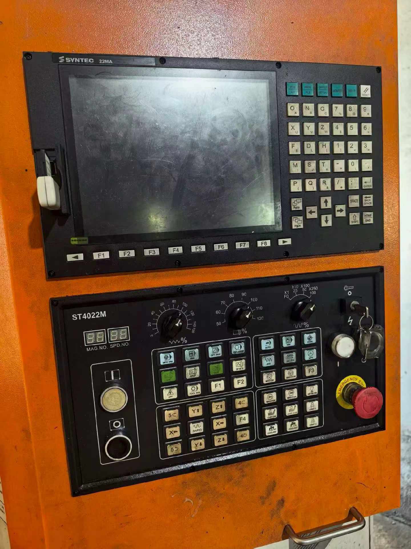 Almost New Houdao 860 CNC Engraving and Milling Machine photo 4