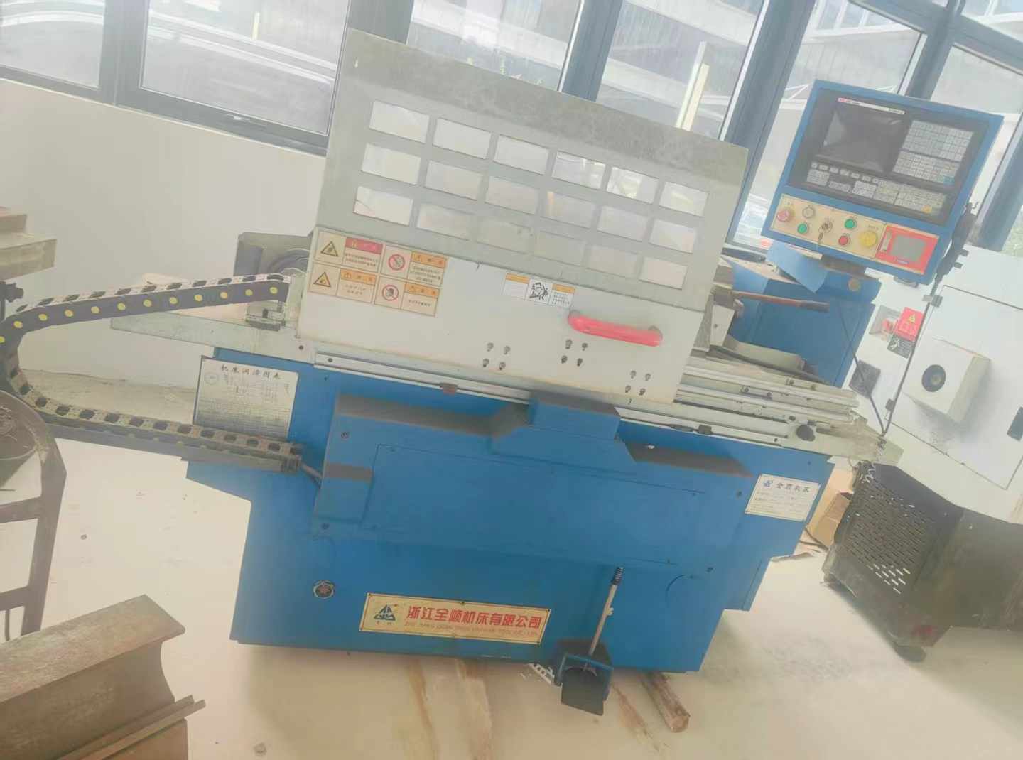 Quanshun M 1320 CNC Cylindrical Grinding Machine (Nearly New)