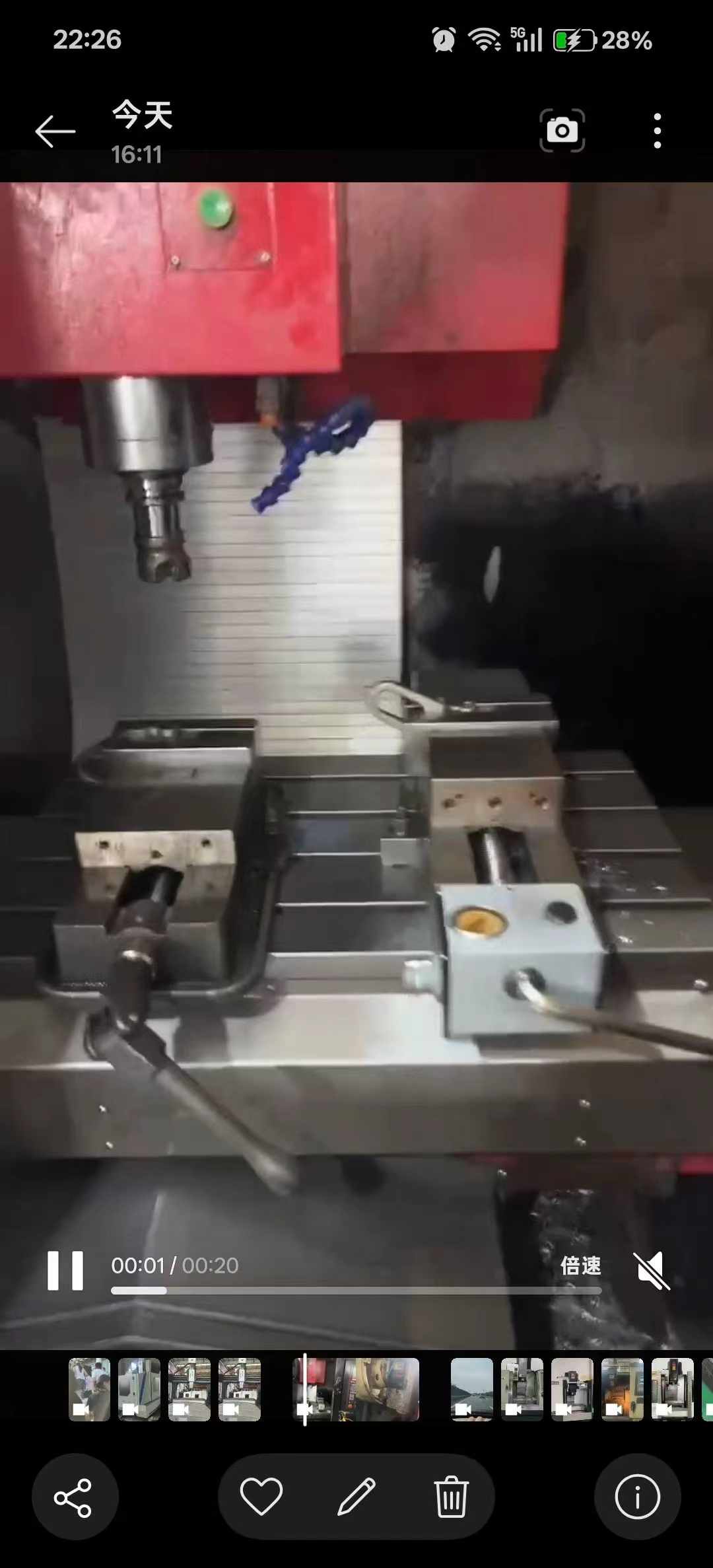 Used Jugang 650 Machining Center with BT40 Spindle photo 3