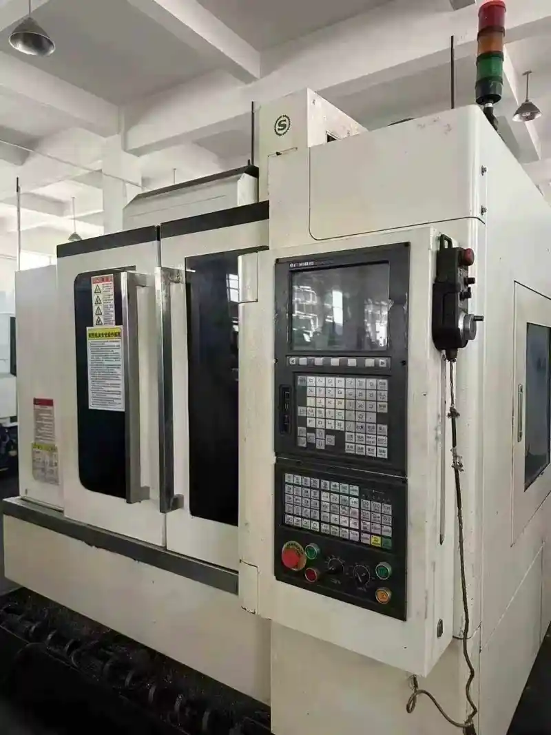 Used Machine with BT40 Spindle photo 1