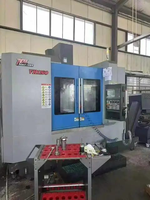 مركز تصنيع CNC مستعمل شوانغياو 1160 مع FANUC 0i-MF Plus