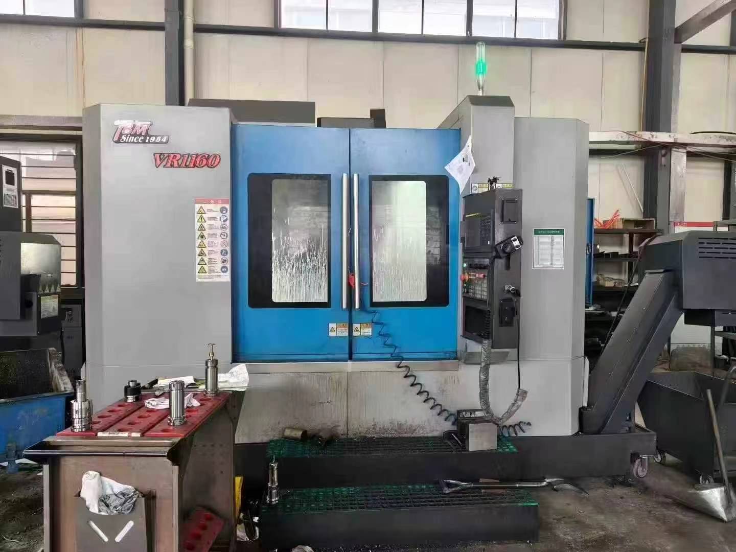 Used Shuangniao 1160 CNC Machining Center with FANUC 0i-MF Plus photo 2