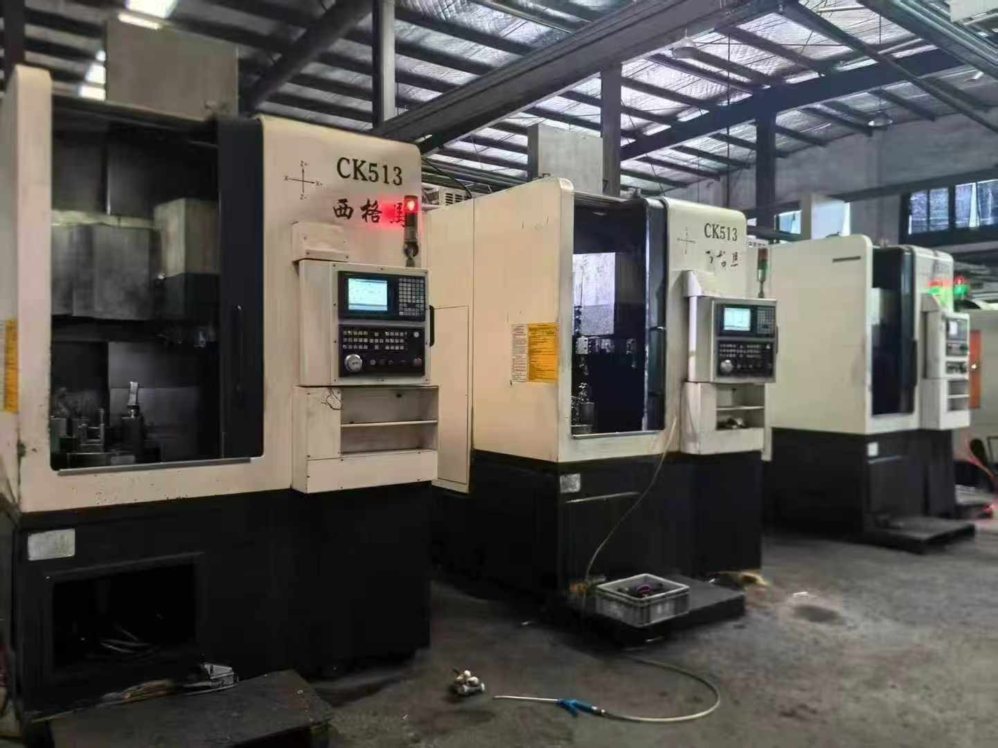 เครื่องกลึงแนวตั้ง Sigma CK 513 มือสอง พร้อม Mitsubishi M 70