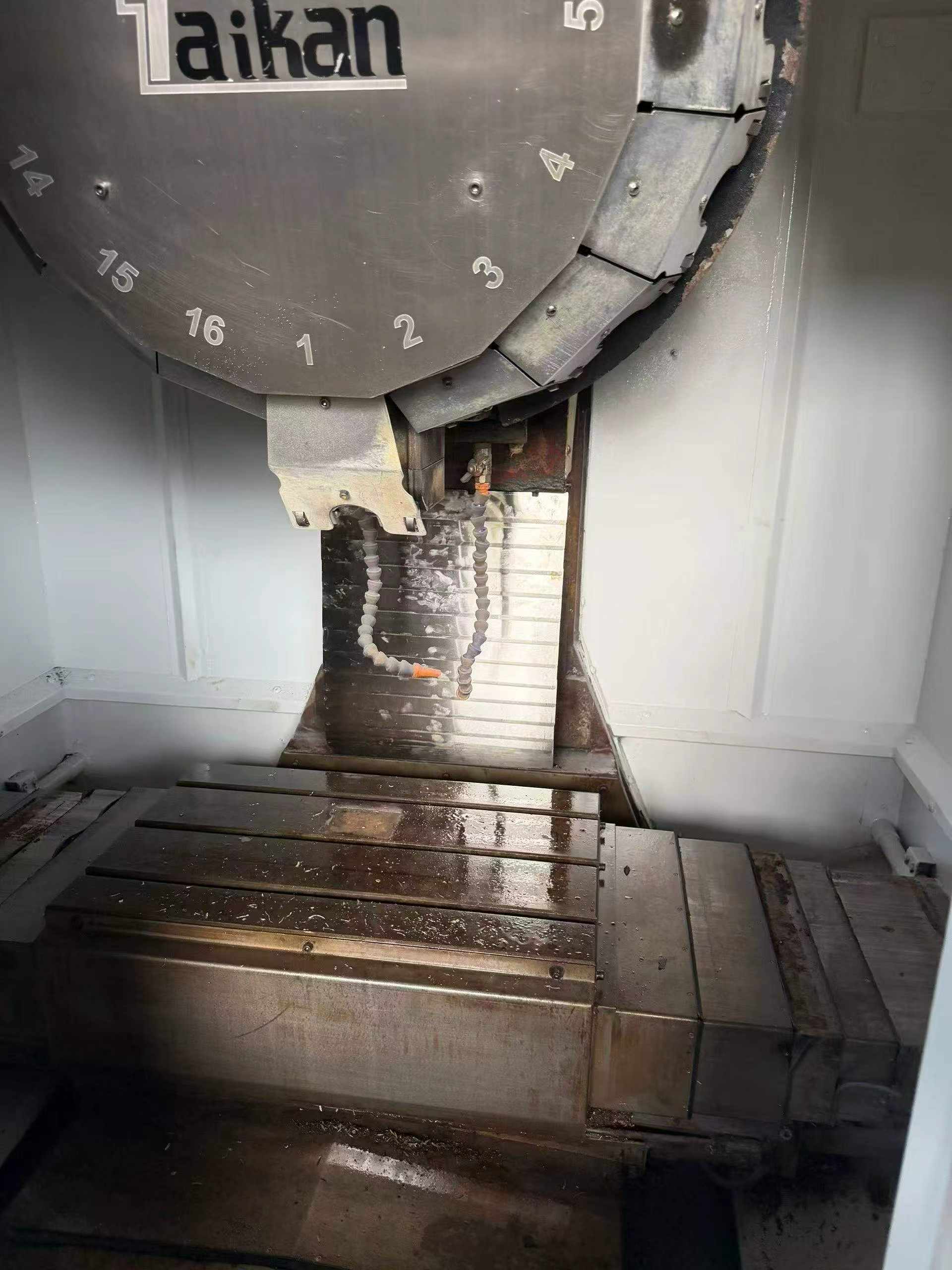 Used Taikan T 540 Drilling & Tapping Center with FANUC MF photo 4