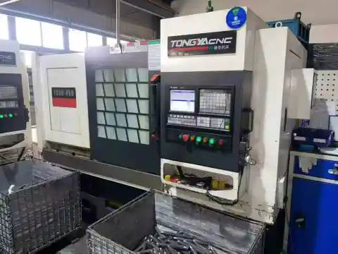 Kullanılmış Wuxi Tongya Alın Frezeleme ve Merkez Delme Makinesi (3 Adet)