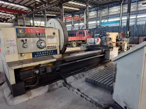 Torno horizontal CNC de servicio pesado Pulisen CW 61125 L 3 m usado con GSK 980 TDi