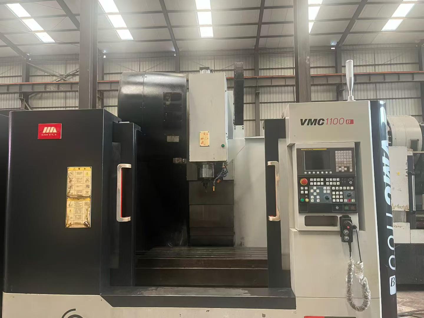 مركز تصنيع رأسي Shenyang 1100 B مستعمل مع FANUC