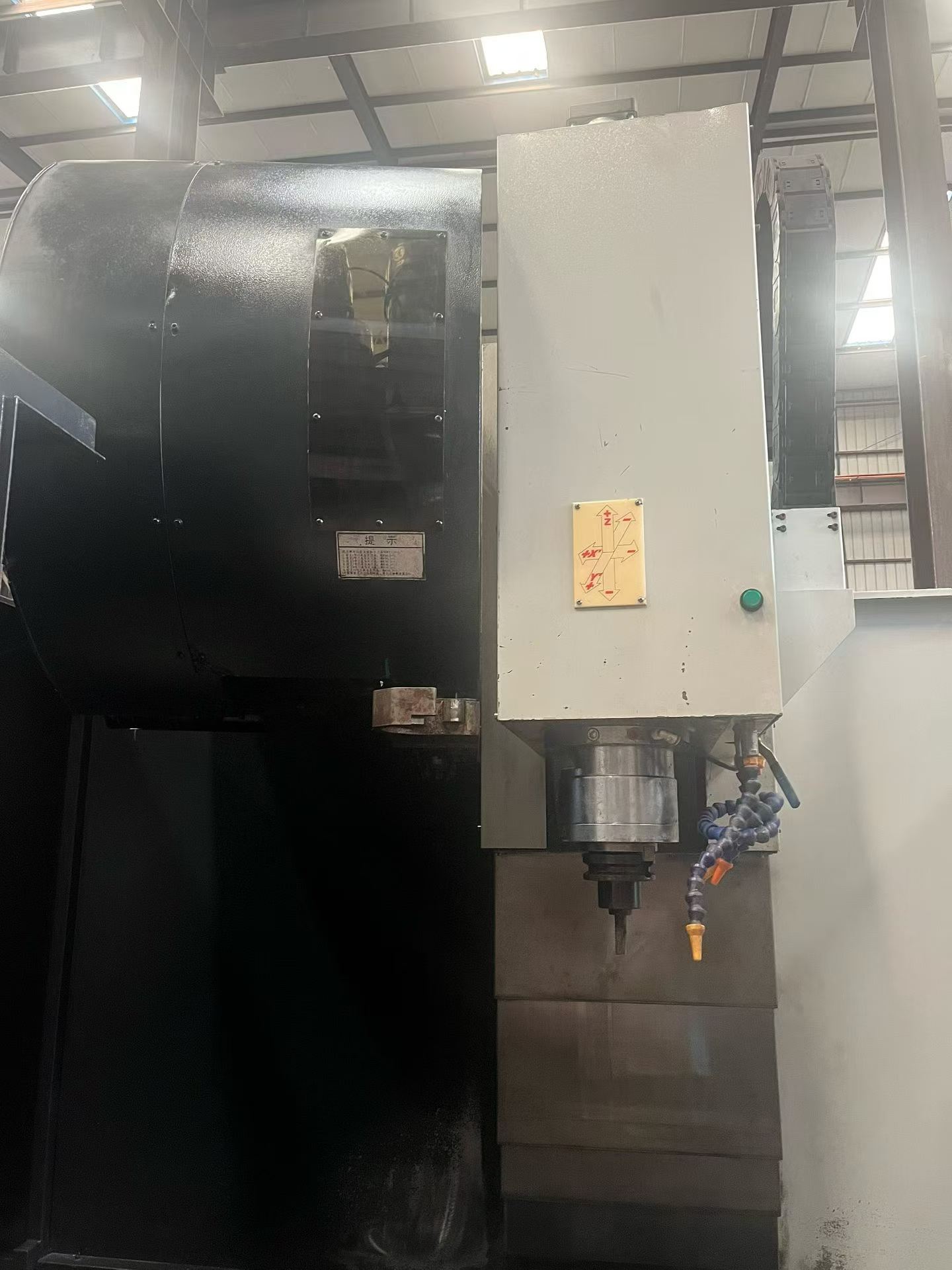 Used Shenyang 1100 B Vertical Machining Center with FANUC photo 3