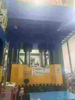 Used Tianduan 1200-Ton Frame Hydraulic Press photo 1