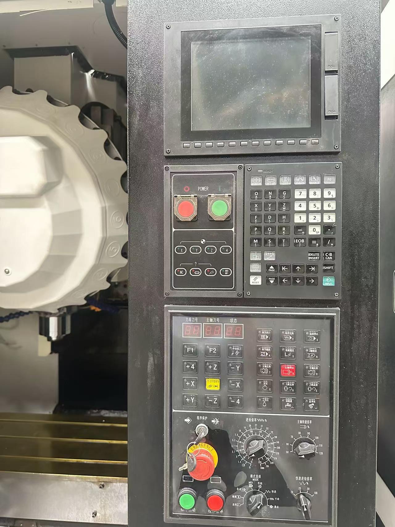 Used Chuangxiang T 540 Vertical Machining Center with Mitsubishi M 80 A photo 3