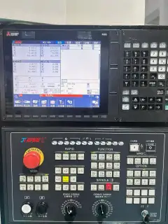 Used Qiaofeng V 8 B Vertical Machining Center with 4 th Axis photo 9