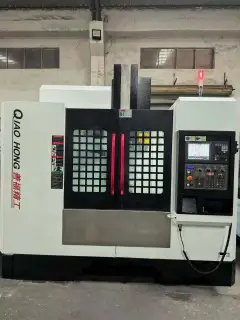 Used Qiaohong V 850 Vertical Machining Center with Mitsubishi M 80 V photo 2