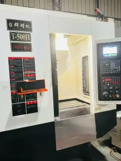 Used Taiqun T 500 H Drilling and Tapping Center with Mitsubishi M 70 photo 4
