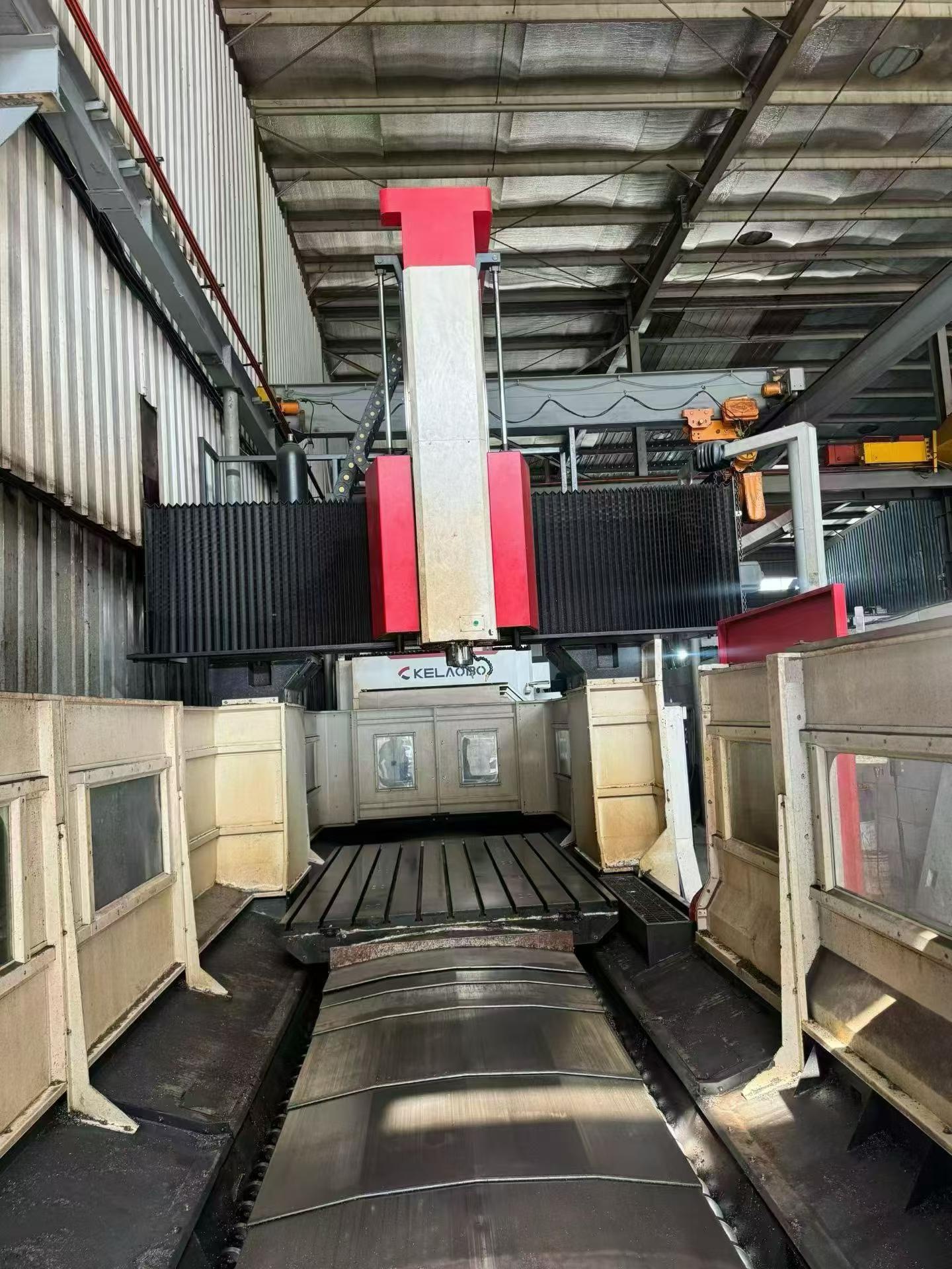 4 Used High-Speed Gantry Machining Centers with Siemens 828 D photo 2