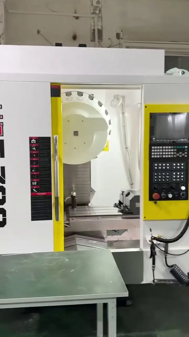 Hongtuo T-700 CNC Machine with SYNTEC/Mitsubishi Control System video thumbnail